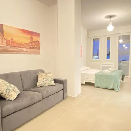 Apartment Emilia 1 *